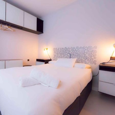 Modern Apartment In City Centre Siviglia Esterno foto