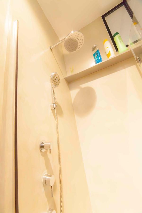 Modern Apartment In City Centre Siviglia Esterno foto