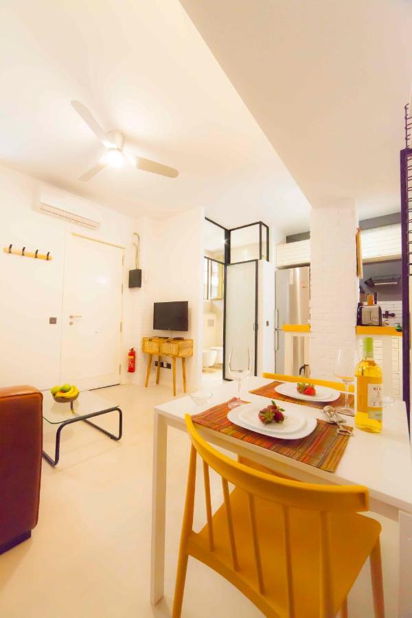 Modern Apartment In City Centre Siviglia Esterno foto