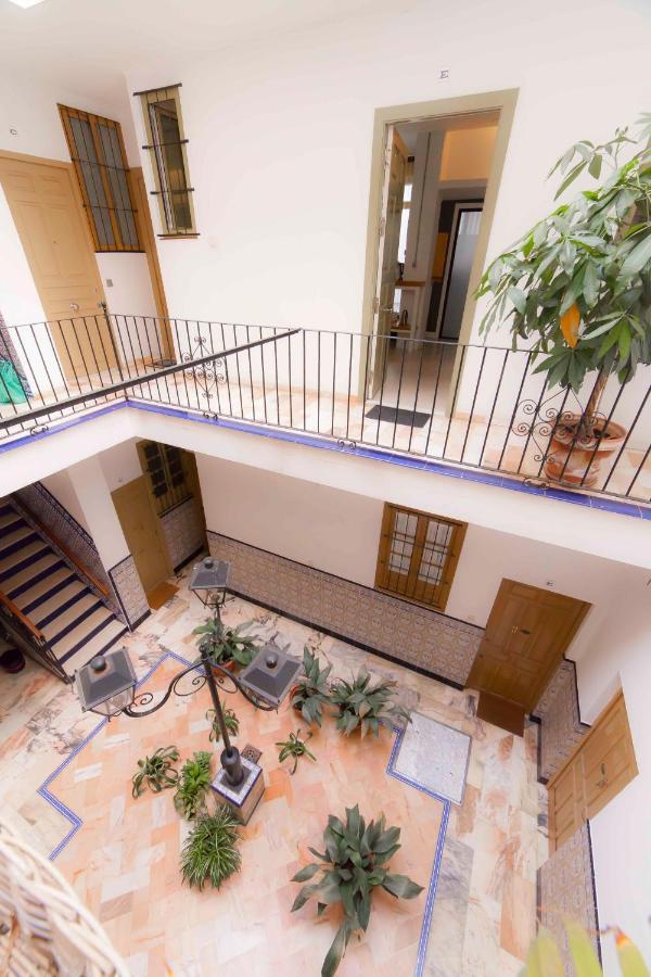 Modern Apartment In City Centre Siviglia Esterno foto